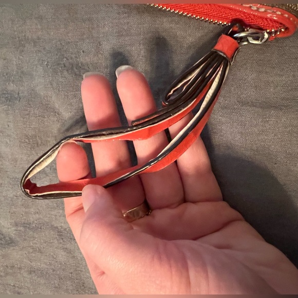 Coach — Signature Wristlet - Picture 4 of 5